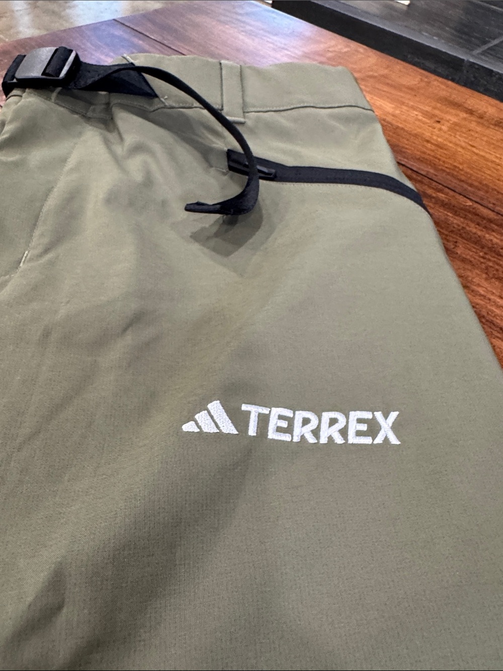 adidas Terrex Olive Green Outdoor Hybrid Shorts - Picture 10 of 10